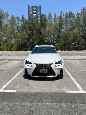 2020 Lexus IS