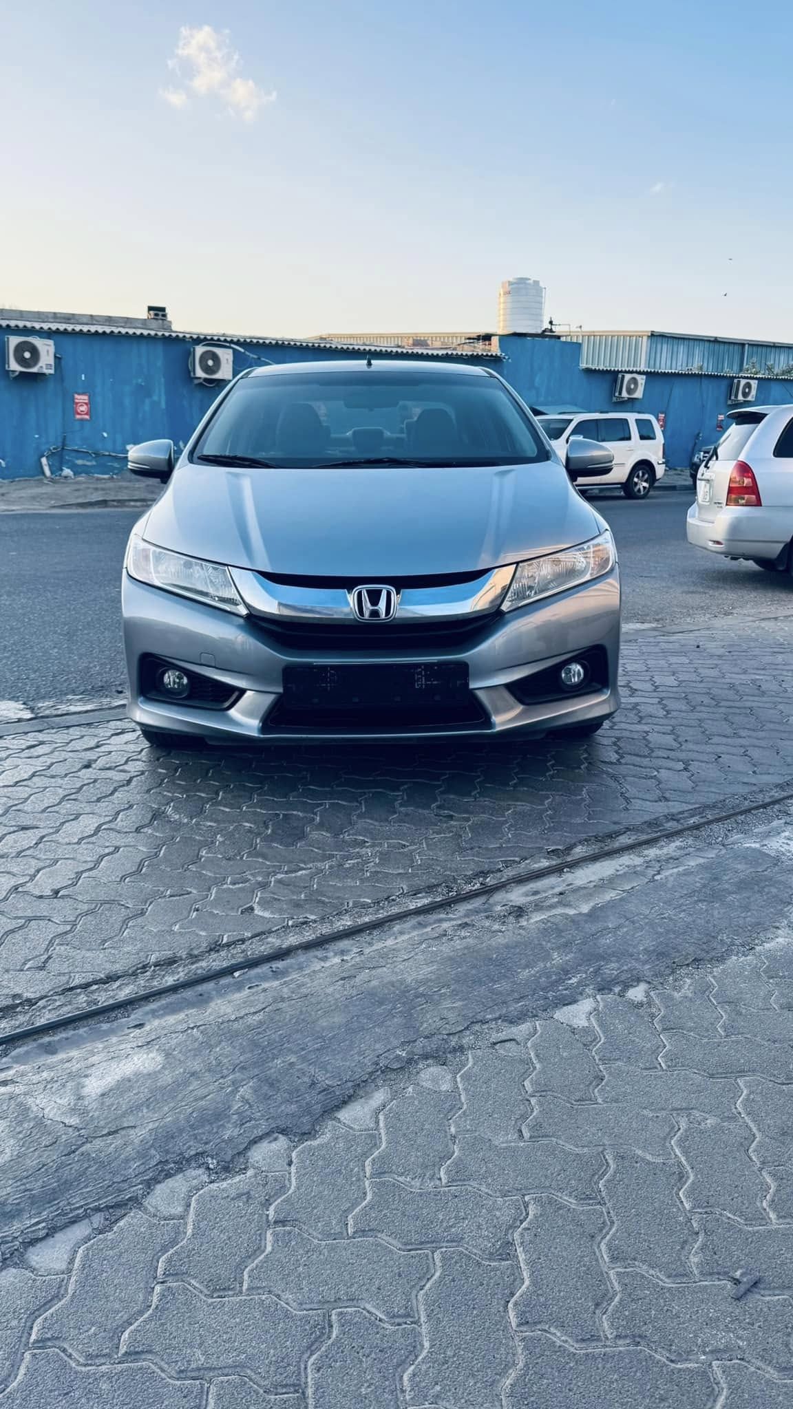 2017 Honda City in dubai