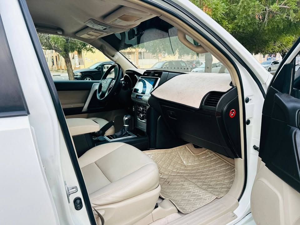 2012 Toyota Prado