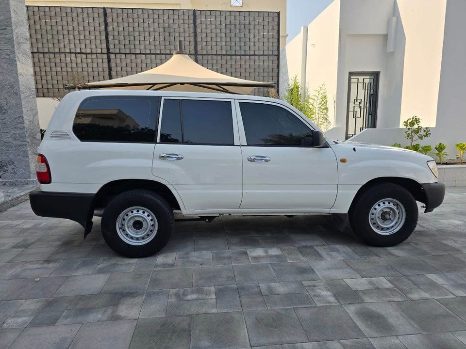 2007 Toyota Land Cruiser in dubai