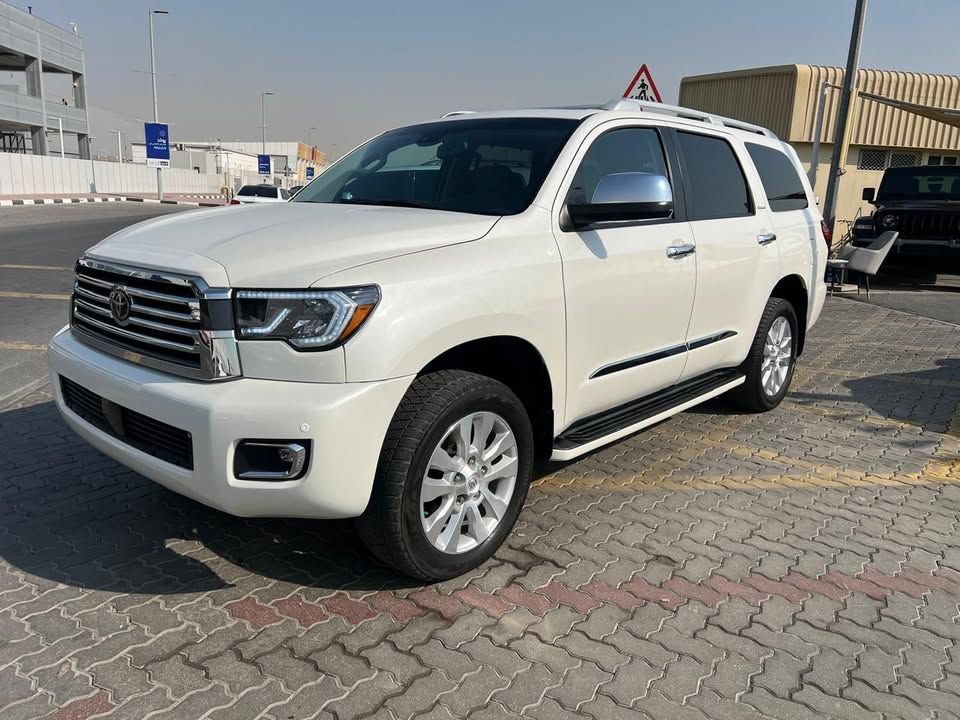 2018 Toyota Sequoia in dubai