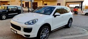 2015 Porsche Cayenne in dubai