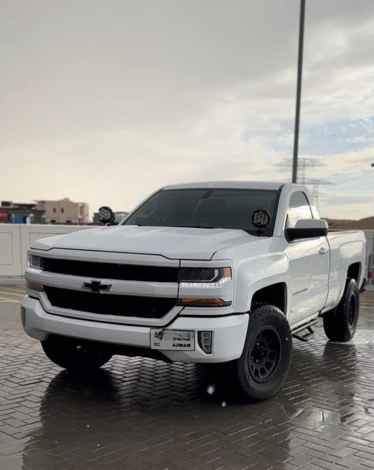 2016 Chevrolet Silverado in dubai