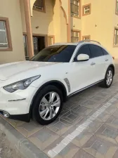 2014 Infiniti QX70 in dubai