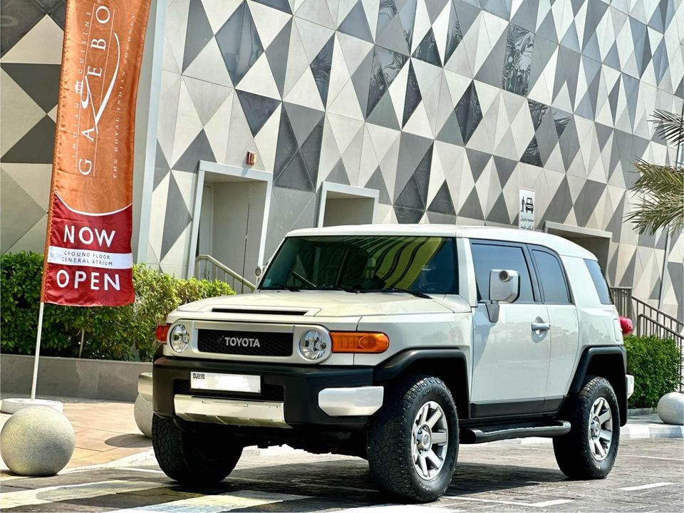 2020 Toyota FJ Cruiser in dubai