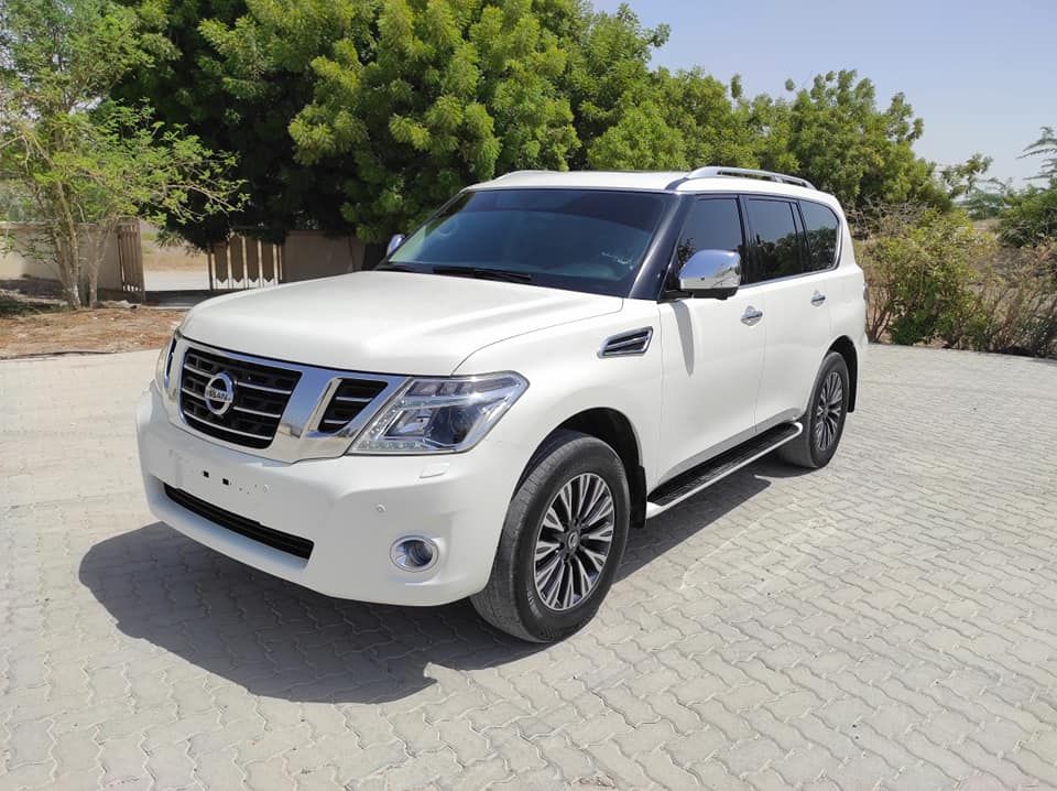 Nissan patrol 2018 Gcc V6 5 Camera Full options