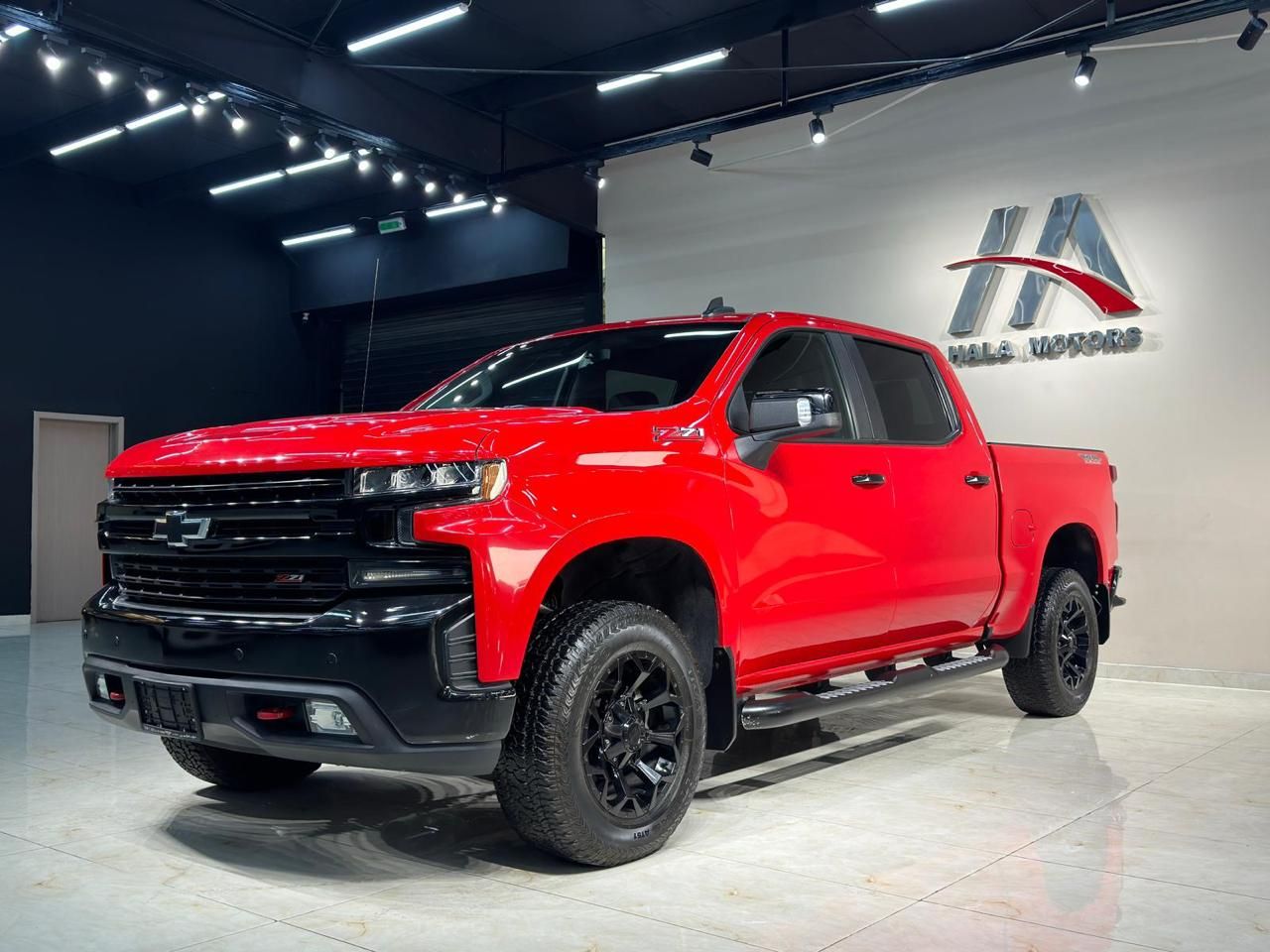 2021 Chevrolet Silverado in dubai