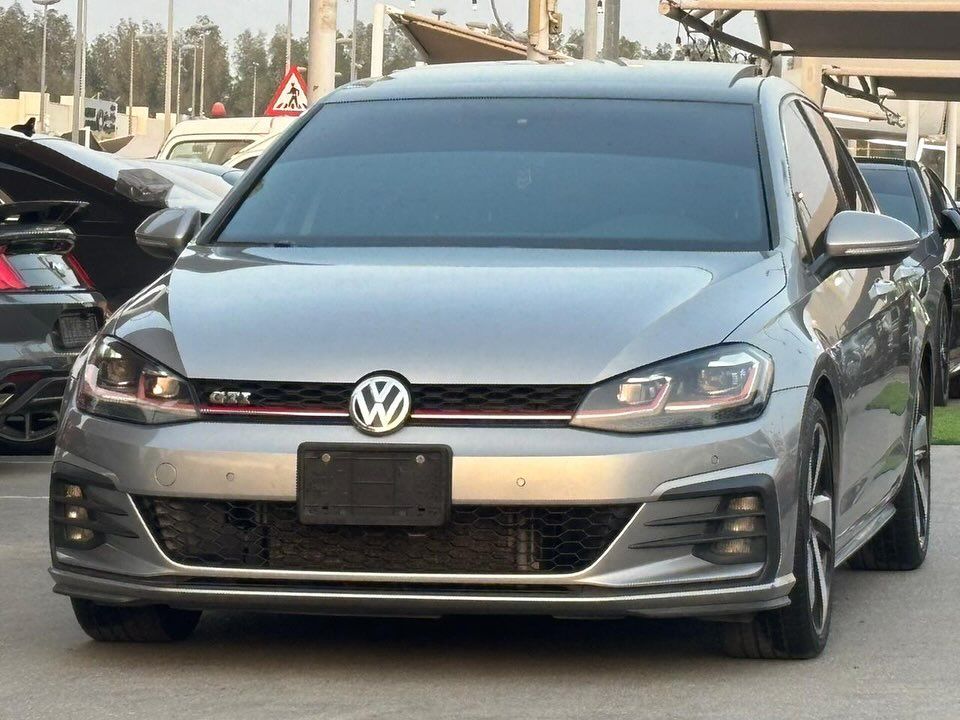 2018 Volkswagen Golf in dubai