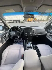 2011 Mitsubishi Pajero