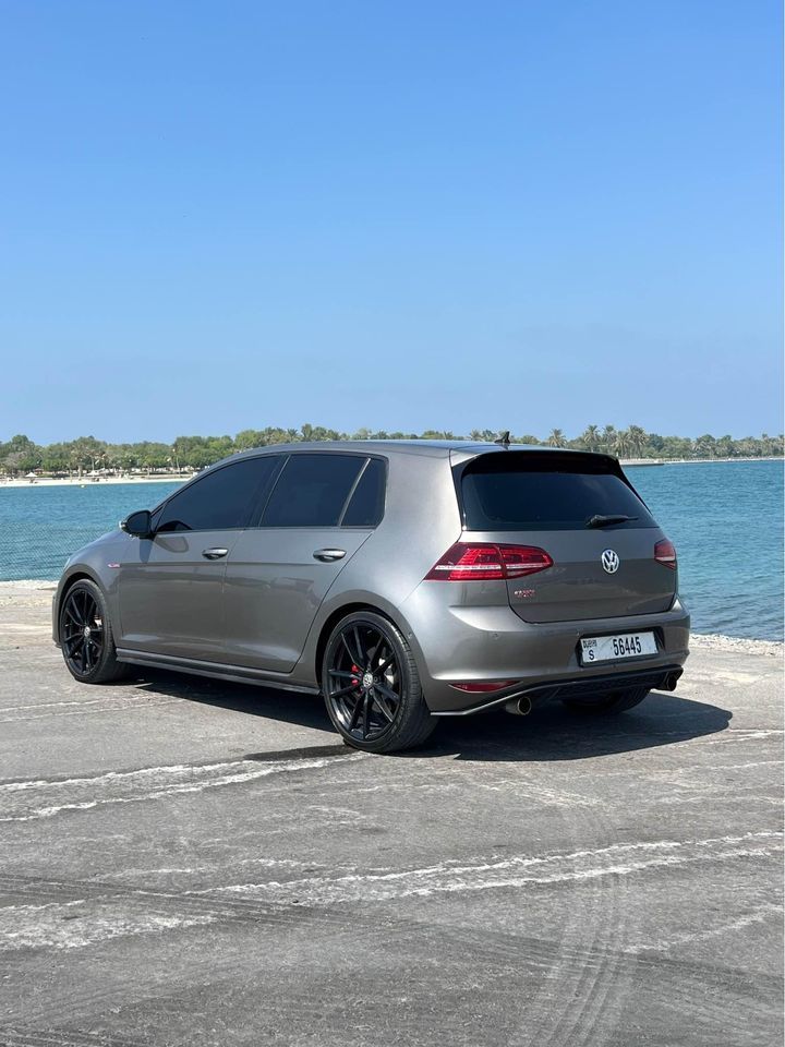 2017 Volkswagen Golf