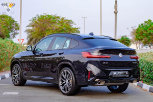 2023 BMW X4