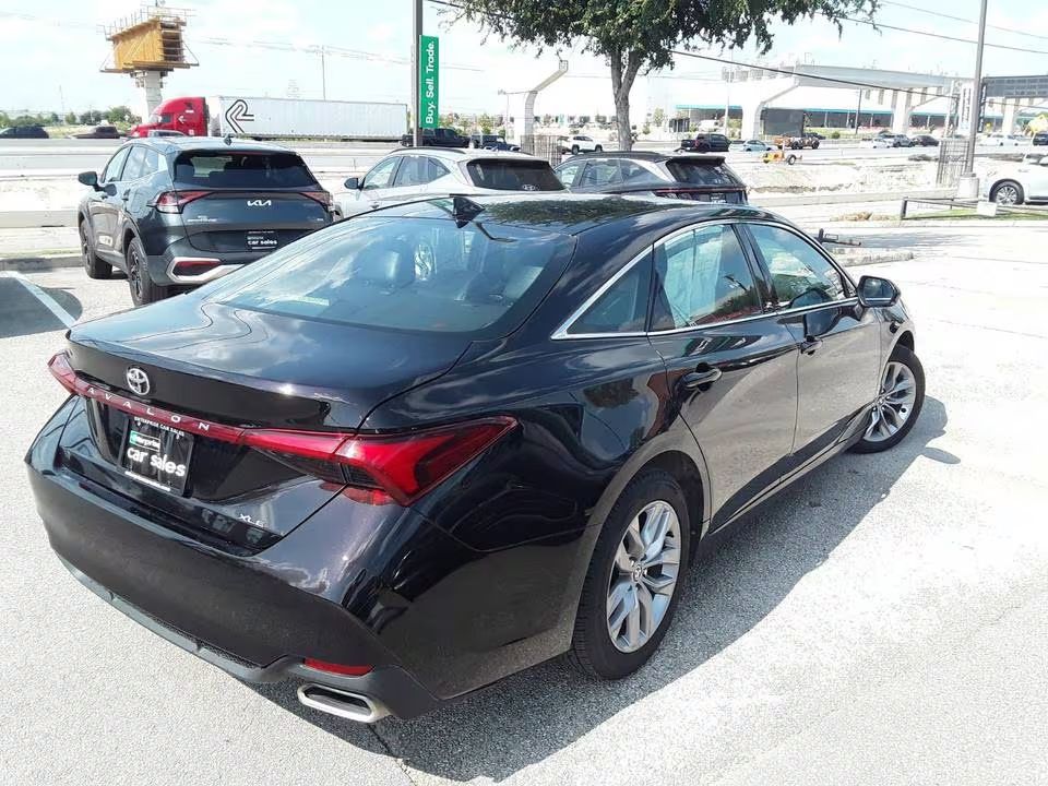 2022 Toyota Avalon