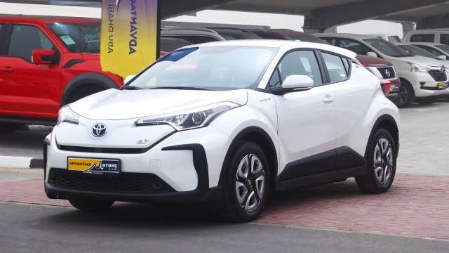 2021 Toyota CHR in dubai