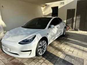 2020 Tesla MODEL 3 in dubai