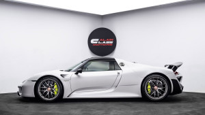 2015 Porsche 918 Spyder