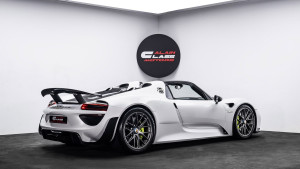 2015 Porsche 918 Spyder