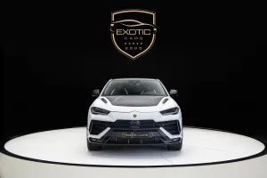 2024 Lamborghini URUS