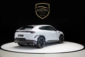 2024 Lamborghini URUS