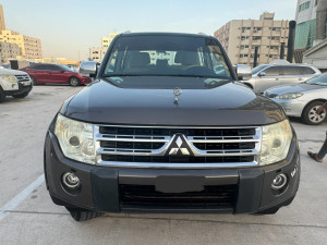 2009 Mitsubishi Pajero in dubai