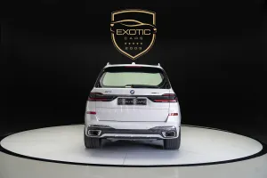 2024 BMW X7