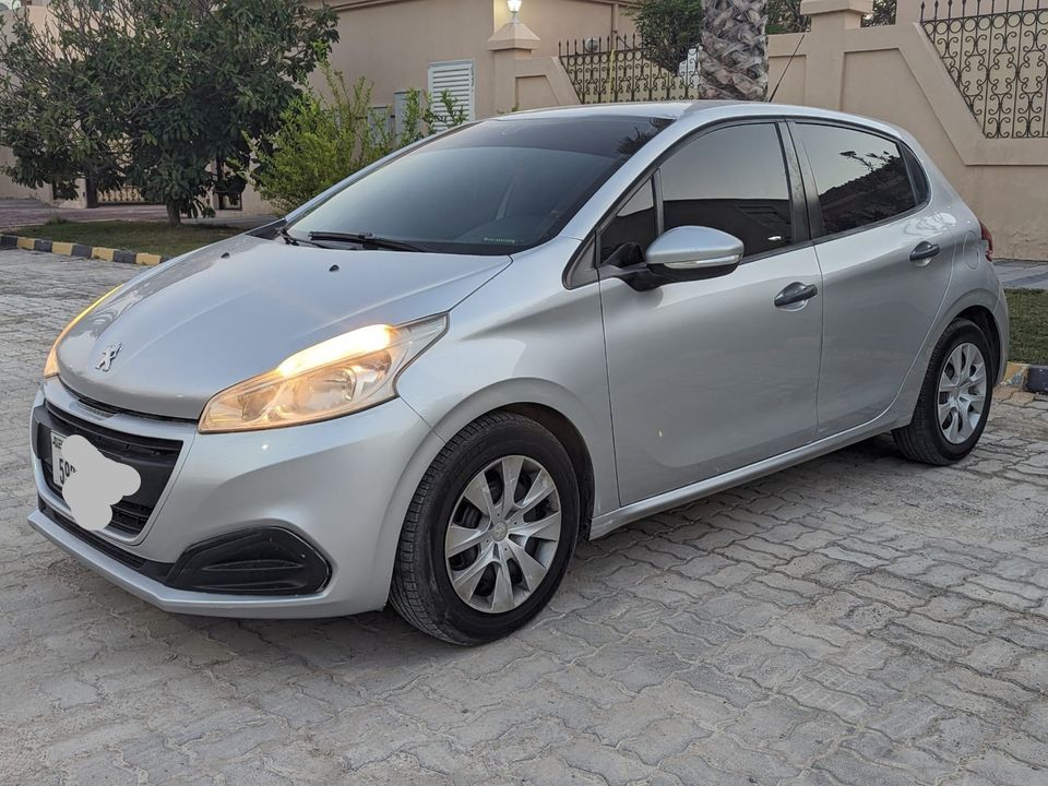 2014 Peugeot 208 in dubai