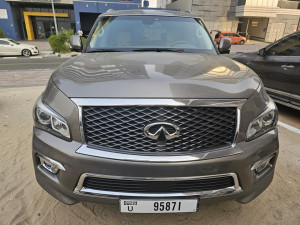 2017 Infiniti QX80 in dubai