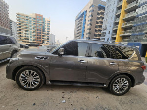 2017 Infiniti QX80