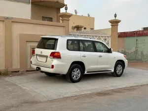 2011 Toyota Land Cruiser