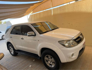 2006 Toyota Fortuner in dubai