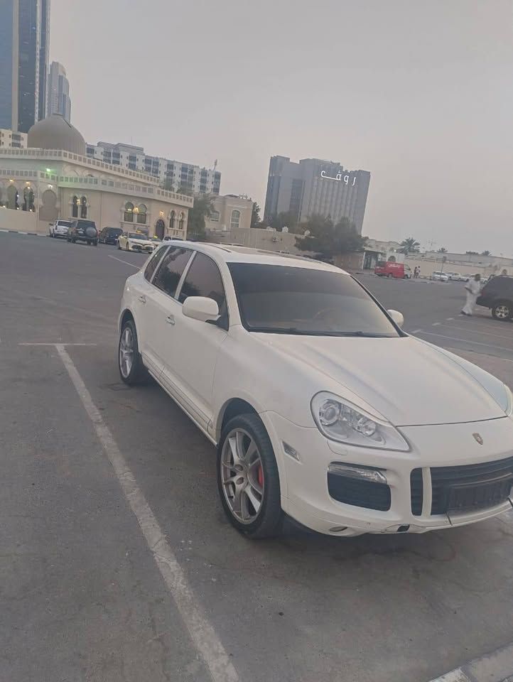 2008 Porsche Cayenne in dubai