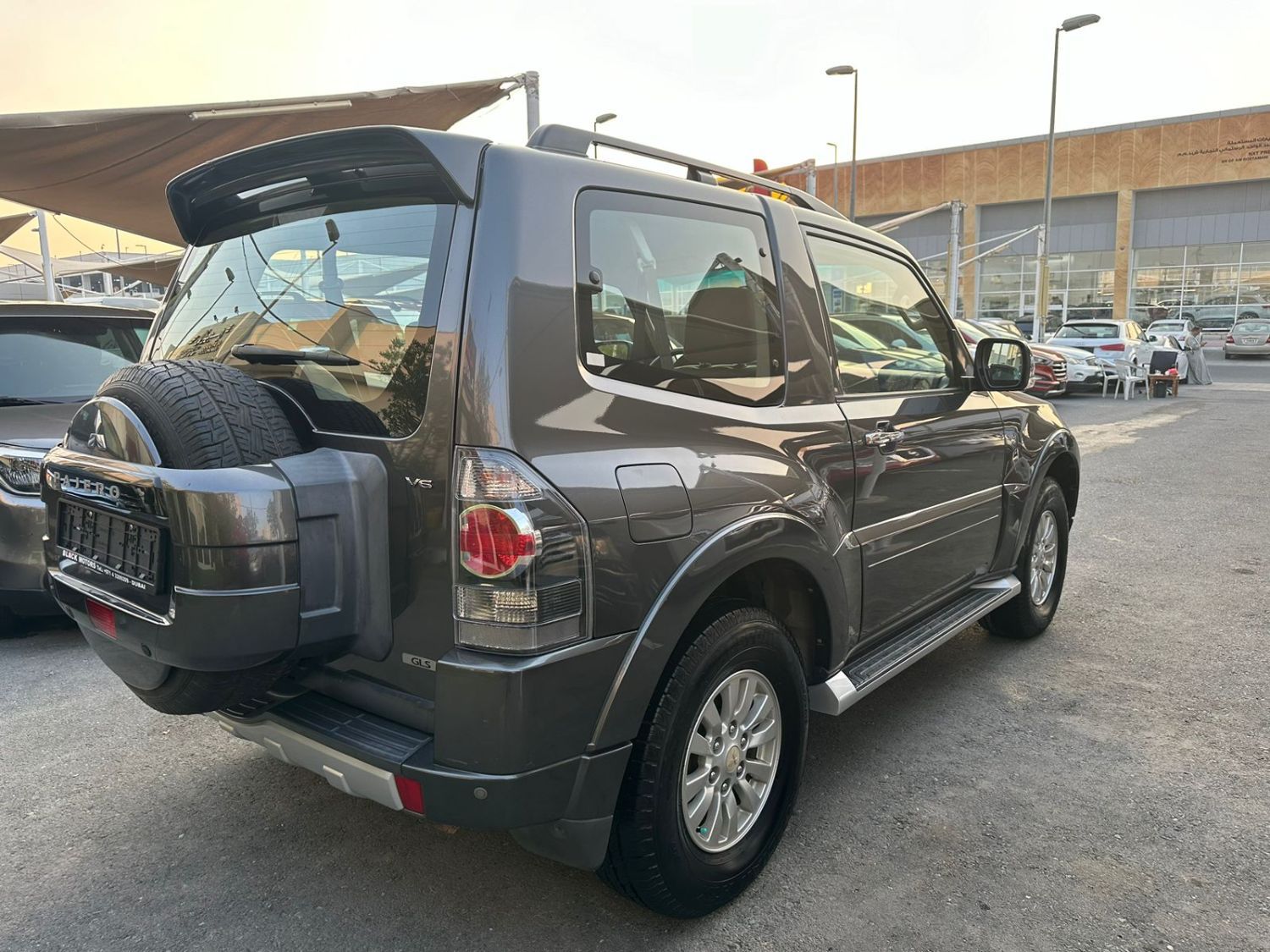 2015 Mitsubishi Pajero