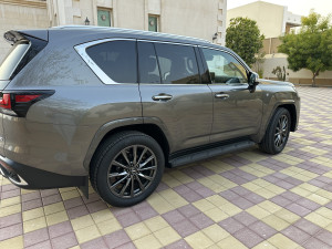 2023 Lexus LX600