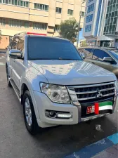 2017 Mitsubishi Pajero