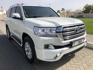 2016 Toyota Land Cruiser in dubai