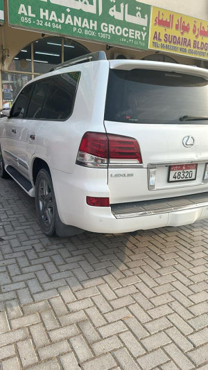 2014 Lexus LX 570