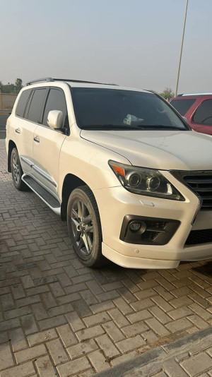 2014 Lexus LX 570