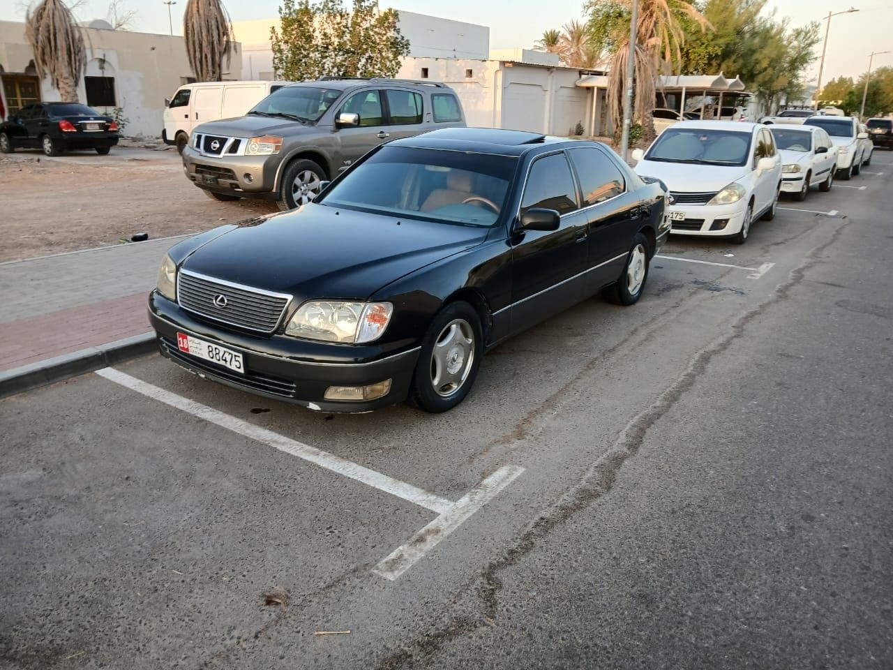 2000 Lexus LS 400