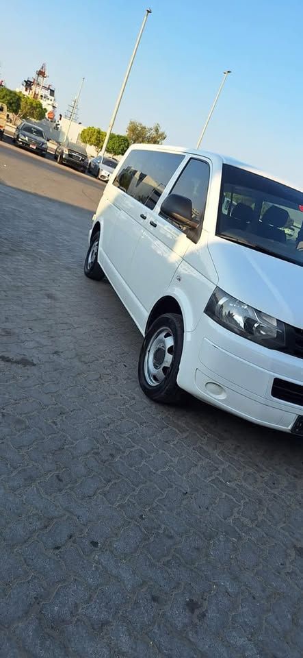 2015 Volkswagen Transporter in dubai