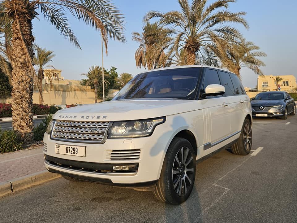 2016 Land Rover Range Rover in dubai