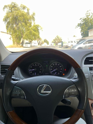 2011 Lexus ES