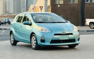 2013 Toyota Prius in dubai