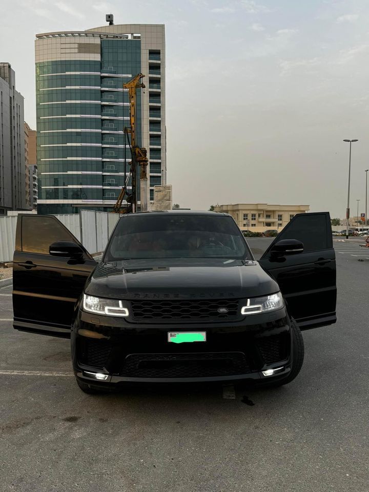 2018 Land Rover Range Rover Sport in dubai