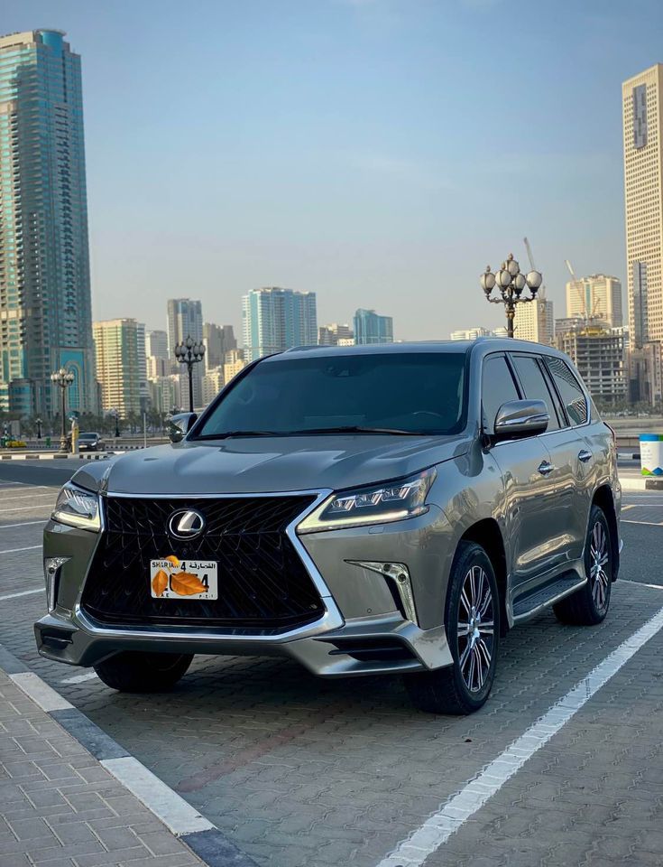 2021 Lexus LX 570 in dubai