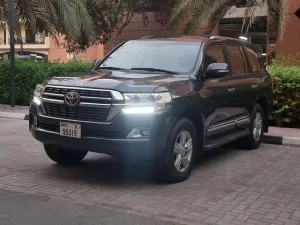 2015 Toyota Land Cruiser