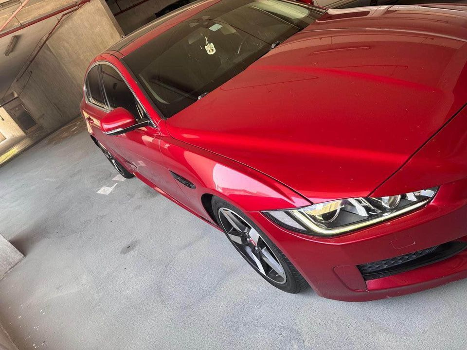 2016 Jaguar XE in dubai