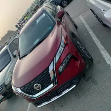 2021 Nissan Rogue in dubai