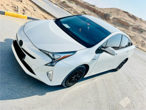 2018 Toyota Prius in dubai