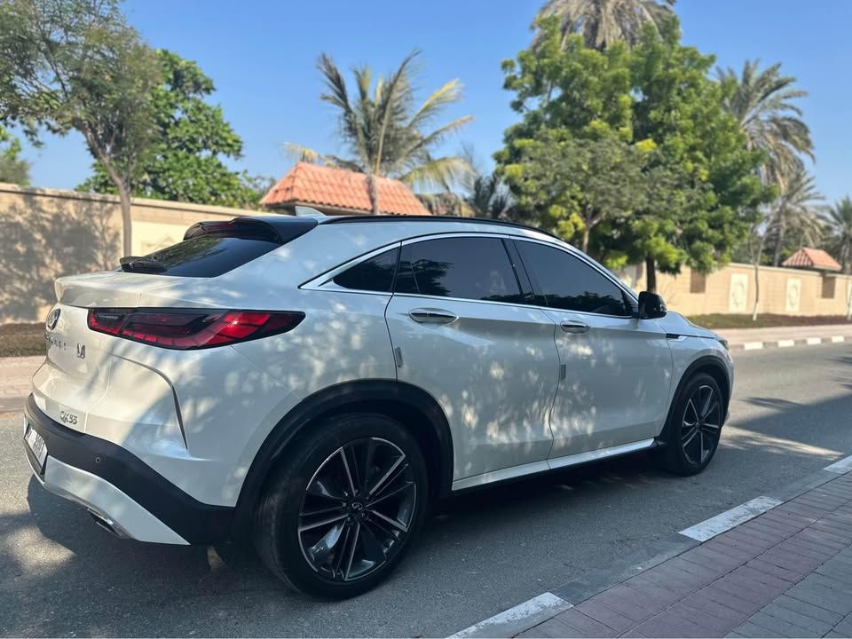 2023 Infiniti QX55