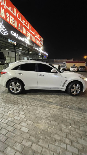 2010 Infiniti FX35