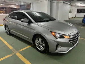 2020 Hyundai Elentra in dubai